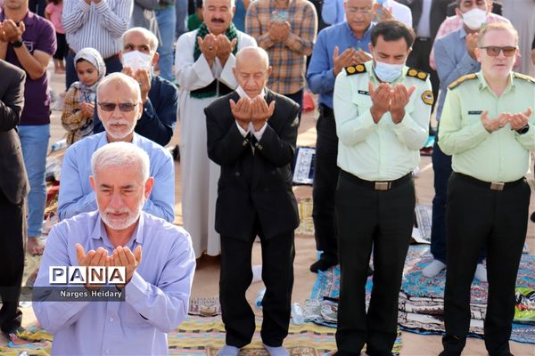 اقامه نماز عید سعید فطر در امیدیه