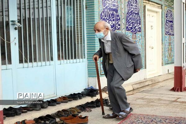 آیین اقامه نماز عید سعید فطر در اهواز