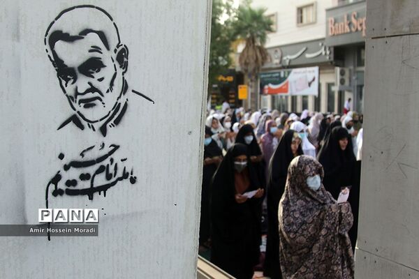 اقامه نماز عید سعید فطر در بندرعباس