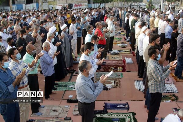 اقامه نماز عید سعید فطر در بندرعباس