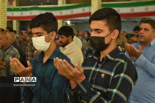 اقامه نماز عید سعید فطر در خاوران به امامت حجت الاسلام والمسلمین جعفری
