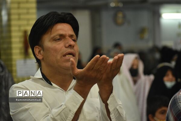 اقامه نماز عید سعید فطر در خاوران به امامت حجت الاسلام والمسلمین جعفری