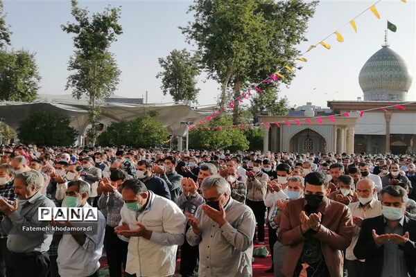 برگزاری باشکوه نماز عید فطر در حرم مطهر شاهچراغ(ع)