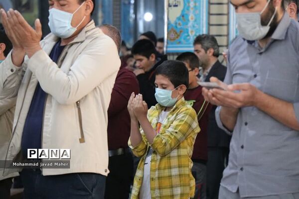 اقامه نماز عید سعید فطر در شهرستان قدس