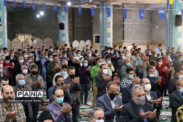 اقامه نماز عید سعید فطر در شهرستان قدس