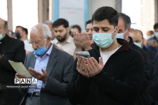 اقامه نماز عید سعید فطر در شهرستان قدس