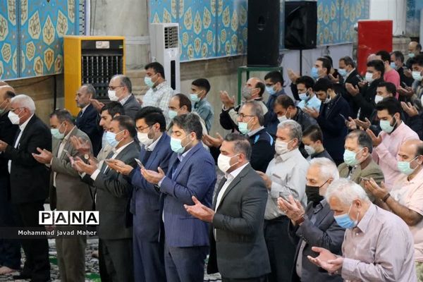 اقامه نماز عید سعید فطر در شهرستان قدس