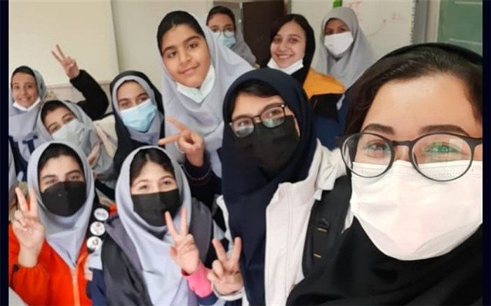 آموزش اخلاق مهم‌ترین رسالت معلمان است