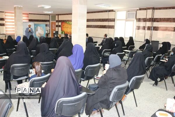 برگزاری دوره آموزشی تربیت‌دینی در شهرستان فیروزکوه