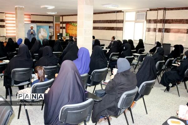 برگزاری دوره آموزشی تربیت‌دینی در شهرستان فیروزکوه