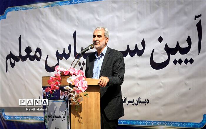 وزرای کار و آموزش و پرورش سخنرانان پیش از خطبه‌های نماز جمعه تهران