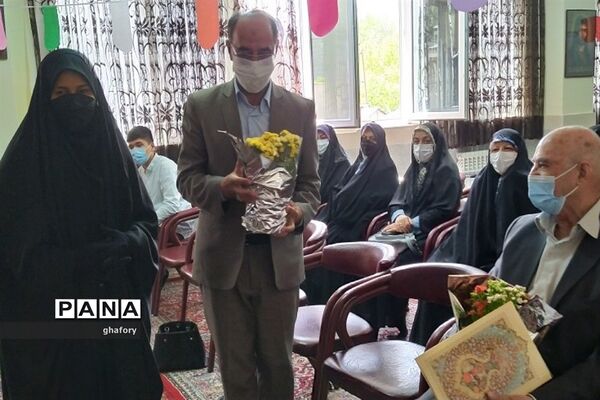 گرامیداشت مقام معلم در دارالقرآن قدر دماوند
