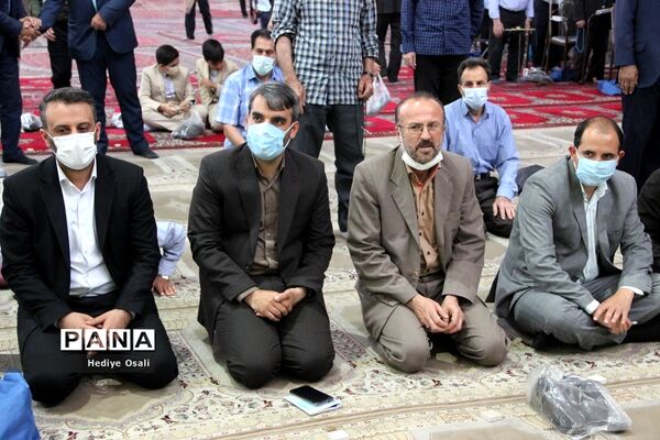 حضور مدیرکل آموزش و پرورش شهرستان‌های استان تهران در نماز جمعه اسلامشهر