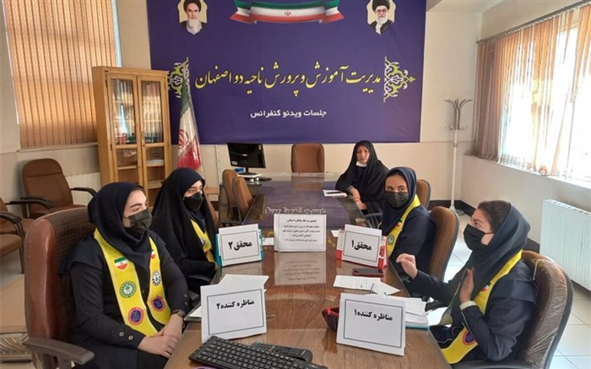 افزایش علم و آگاهی و منطق دانش‌آموزان با مناظره‌ها
