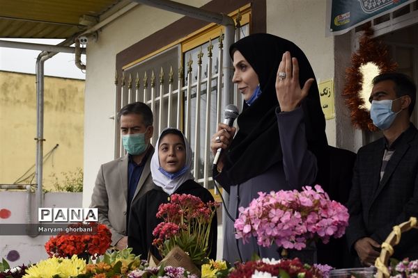 زنگ سلامت در مدرسه یکتا بهنمیر