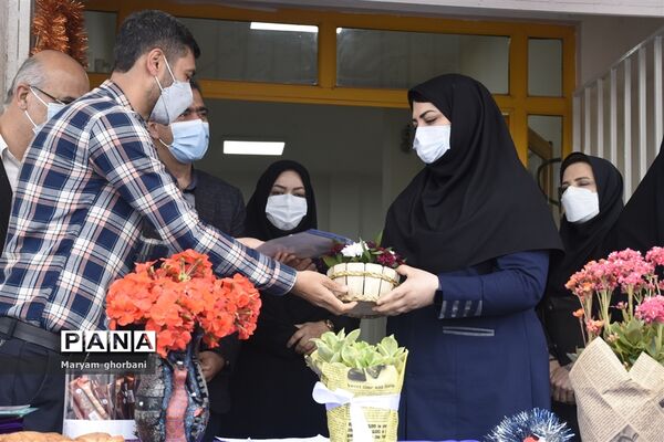 زنگ سلامت در مدرسه یکتا بهنمیر