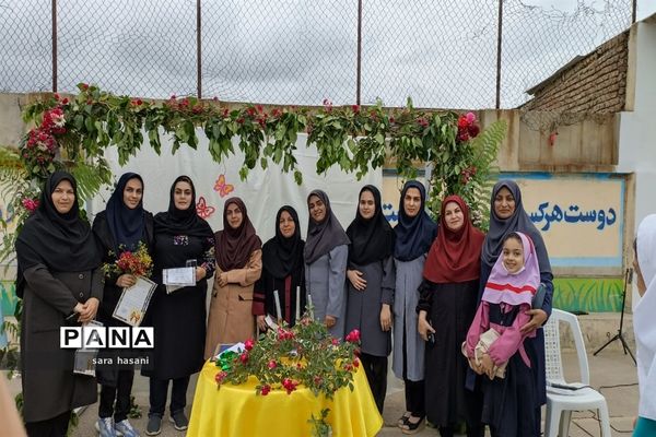 مراسم گرامیداشت مقام معلم و هفته سلامت در دبستان تربیت شهرستان گلوگاه