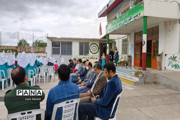 مراسم گرامیداشت مقام معلم و هفته سلامت در دبستان تربیت شهرستان گلوگاه