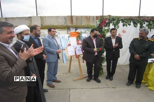 مراسم گرامیداشت مقام معلم و هفته سلامت در دبستان تربیت شهرستان گلوگاه