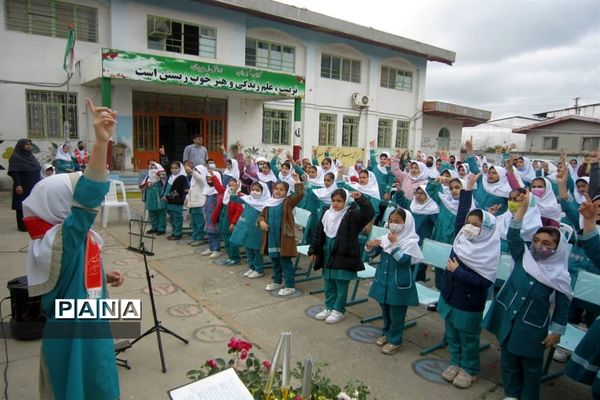 مراسم گرامیداشت مقام معلم و هفته سلامت در دبستان تربیت شهرستان گلوگاه