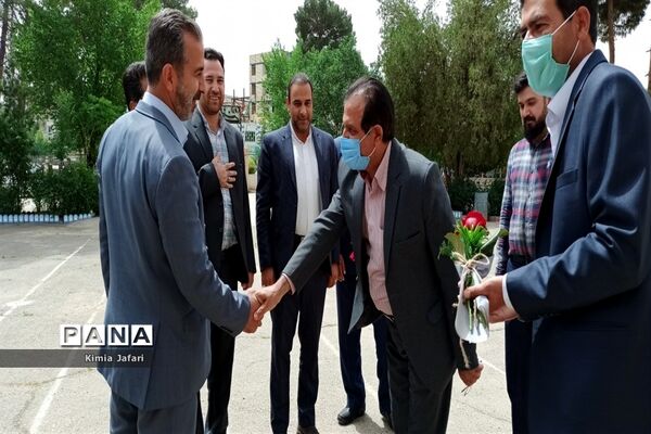دیدار با دبیران آزاده و جانباز و ایثارگر به مناسبت هفته گرامیداشت مقام معلم