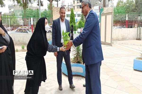 دیدار با دبیران آزاده و جانباز و ایثارگر به مناسبت هفته گرامیداشت مقام معلم