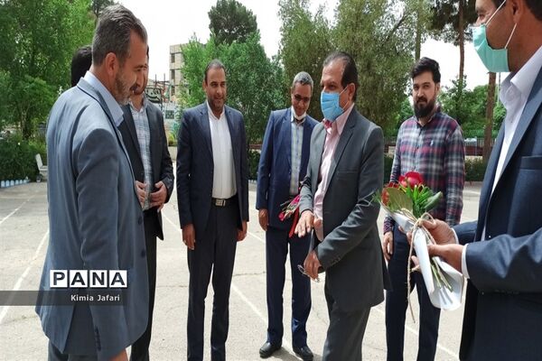 دیدار با دبیران آزاده و جانباز و ایثارگر به مناسبت هفته گرامیداشت مقام معلم
