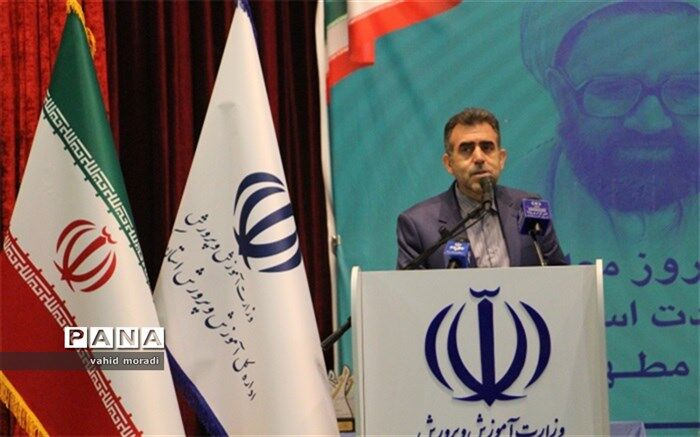 تجلیل از معلمان سرآمد کرمانشاه