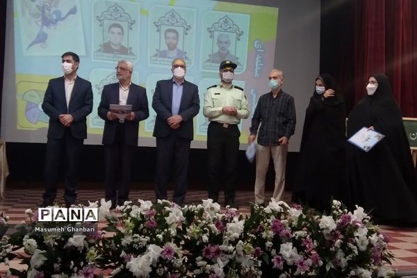 تجلیل ازمدیران و معلمان در شهرری