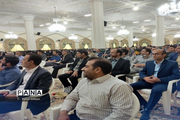 برگزاری مراسم گرامیداشت مقام معلم شهرستان کاشمر