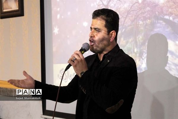 آیین تجلیل از برگزیدگان جلوه‌های ویژه معلمی در ناحیه ۲ اهواز