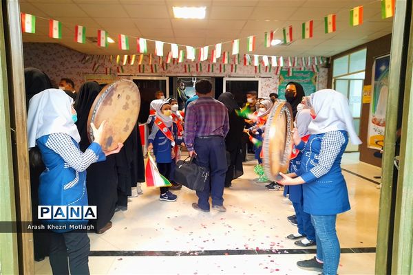 مراسم سپاس مربی و تجلیل از معلمان نمونه شهرستان کازرون