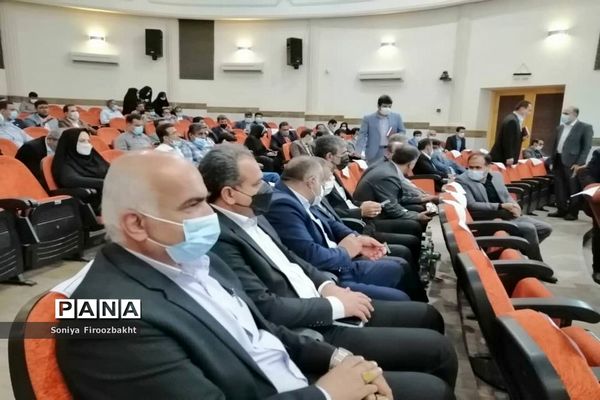 همایش تجلیل از معلمان نمونه استان بوشهر