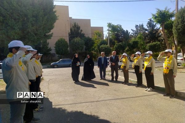 آیین سپاس معلم  سازمان دانش آموزی ملارد در دبیرستان شهید همت