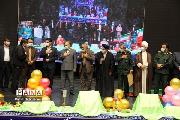 مراسم تجلیل از فرهنگیان ناحیه یک و دو شهرری