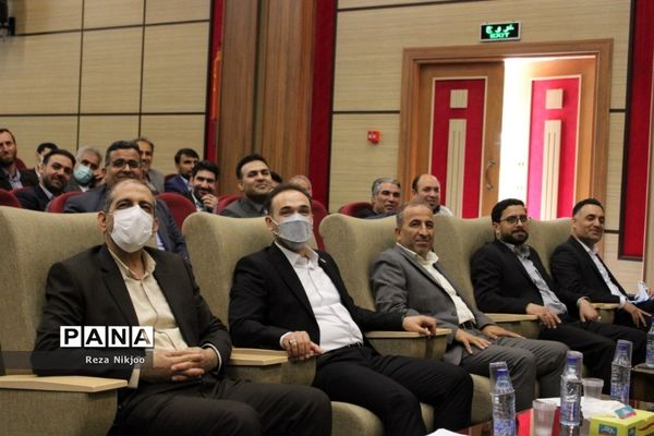 گرامیداشت هفته مقام معلم در بهارستان