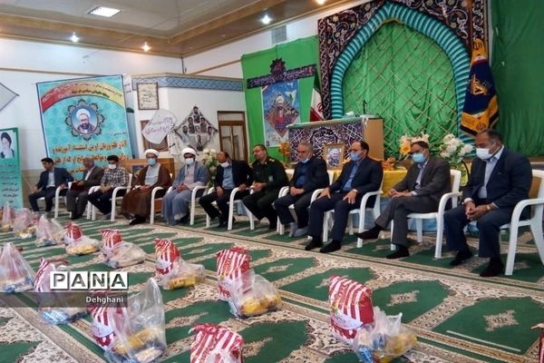 توزیع بیش از 1000 بسته کمک مؤمنانه در نائین