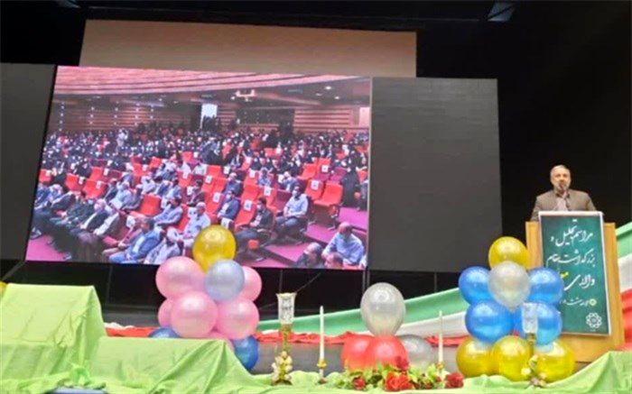 دانشمندان جوان ما محصول تربیت معلمان هستند