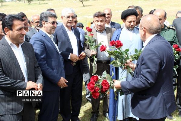 جشن بزرگ هفته معلم، بخش کبگیان چشمه دزدک منطقه سرچنار