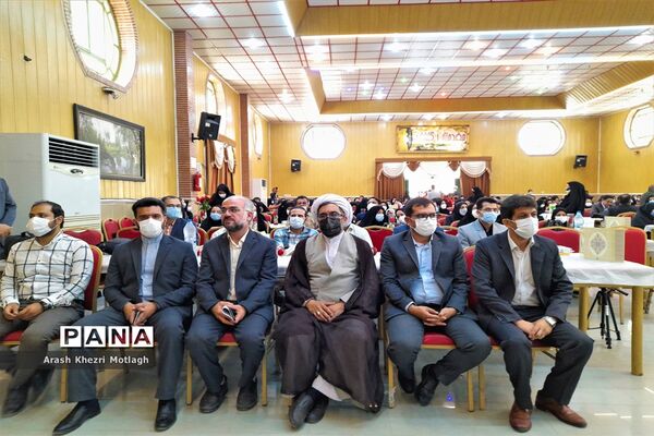 برگزاری مراسم سپاس مربی و تجلیل از کارکنان مدارس ابتدایی شهرستان کازرون