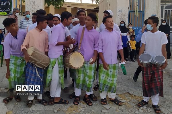 پاتوق سرود در میناب به‌مناسبت هفته گرامیداشت معلم