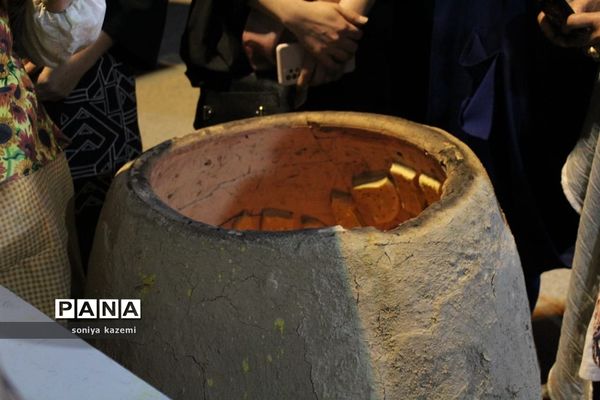 نمایشگاه صنایع‌دستی و سوغات استان‌ها در ساری