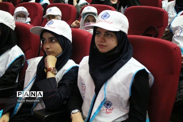 مراسم اختتامیه ششمین جشنواره سفیران سلامت در قم