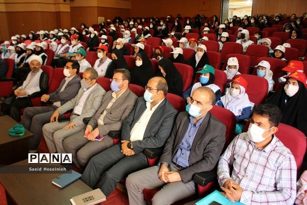 مراسم اختتامیه ششمین جشنواره سفیران سلامت در قم