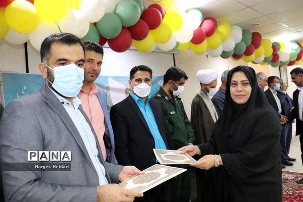 آیین گرامیداشت مقام شامخ معلم در امیدیه