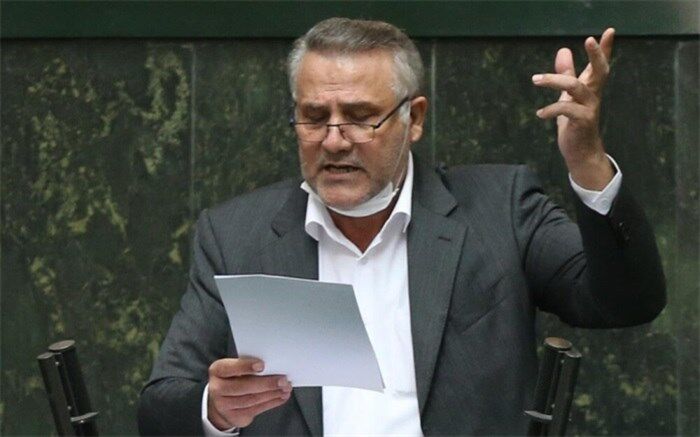 ‌مطهری‌: حساب دلسوزان نگران تبعات حذف  ارز ۴۲۰۰ تومانی از هیاهوی برباد دهندگان‎ بیت‌المال جداست