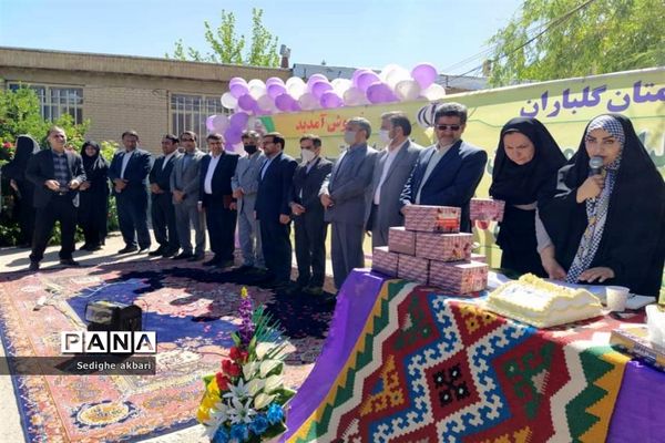 تجلیل از معلمان و دانش‌آموزان برتر دبیرستان دخترانه نمونه الزهرا یاسوج