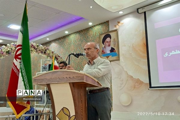 همایش فرهنگیان پیشکسوت کاشمردر هفته معلم