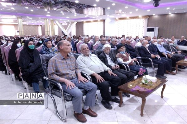 همایش فرهنگیان پیشکسوت کاشمردر هفته معلم