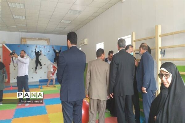 بازارچه موقت دست‌سازه‌های اولیای کارآفرین در پاکدشت